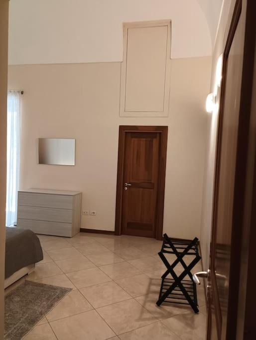 Апартаменты A Casa Di Laura Неаполь Экстерьер фото