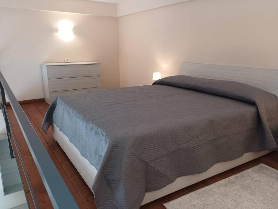 Апартаменты A Casa Di Laura Неаполь Экстерьер фото